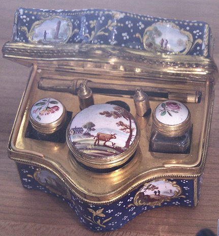 China writing set, Petit Palais